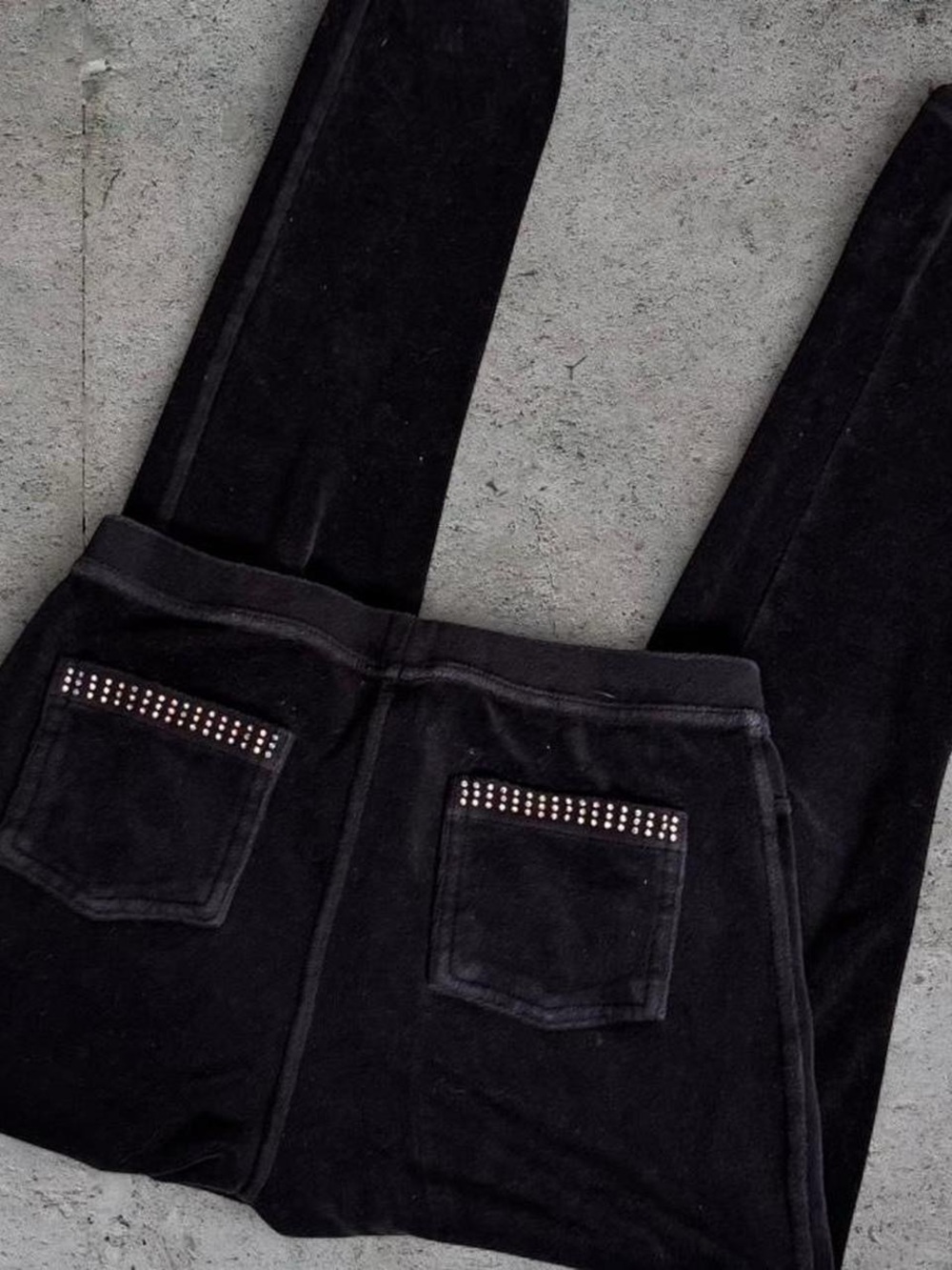 Juicy Couture Y2K  Black Velour Skinny Sweatpants